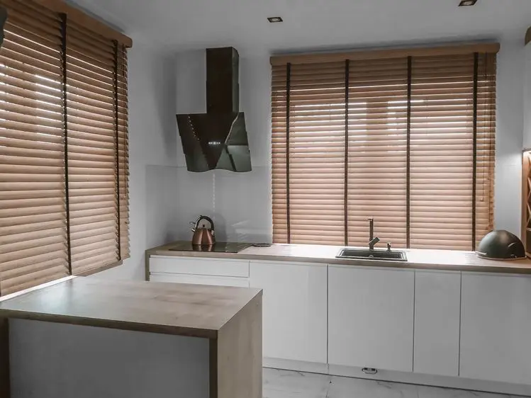 Hardwood Venetian Blinds